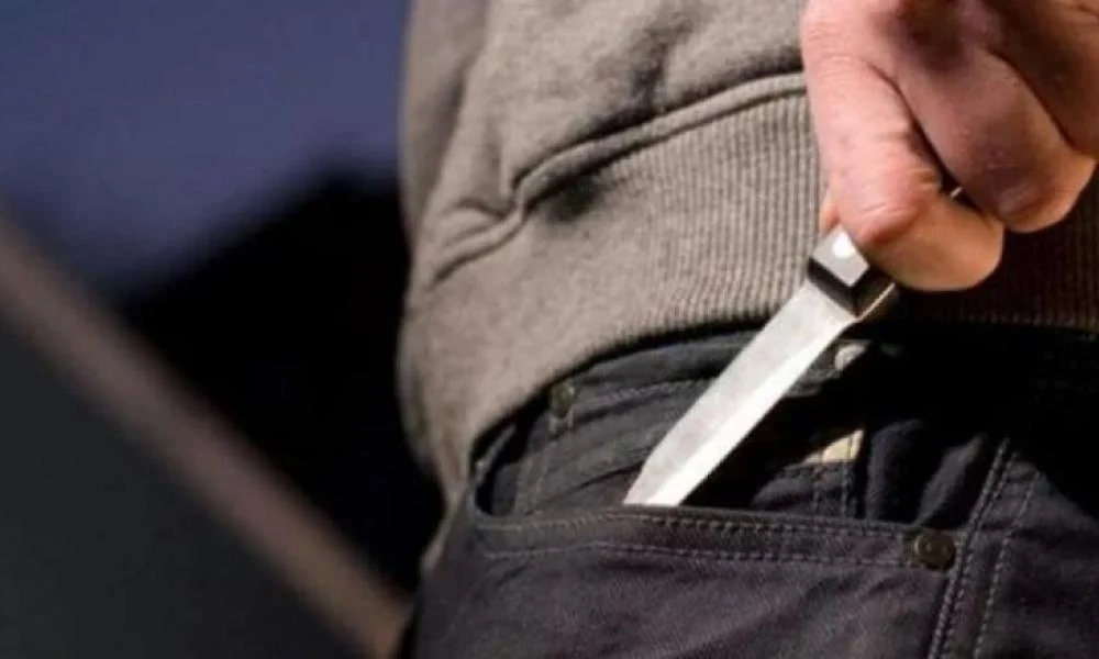 Ηράκλειο: Ανήλικοι κυκλοφορούσαν με μαχαίρια – Συνελήφθησαν και οι γονείς τους